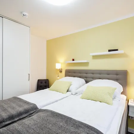 Prora - Apartment Mit Meerblick Und Strandkorb Am Strand - Sandduene 빈츠